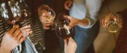 WINE NEWS丨2021酒飲料行業利潤增速超20%、葡萄酒或能降低帕金森患者死亡風險......